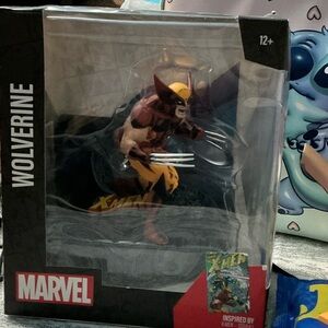 Marvel X-Men Wolverine Figure in Yellow and Brown